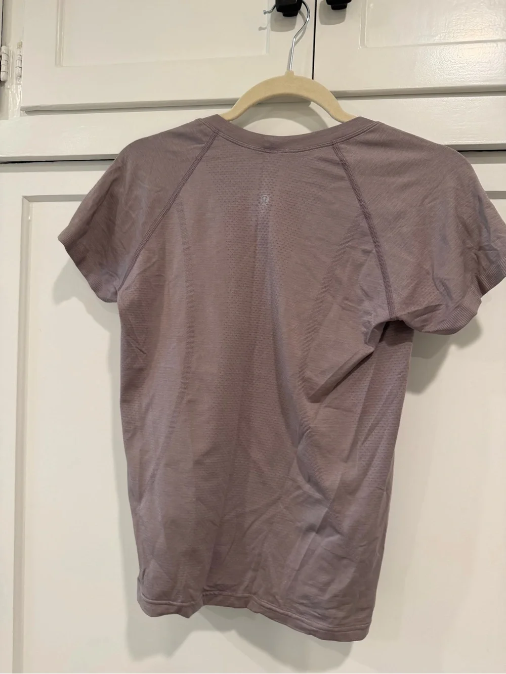 lululemon athletica lightweight lavender
